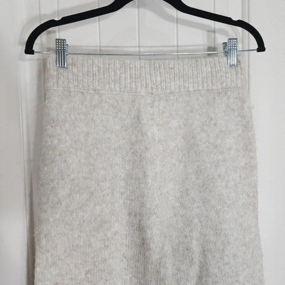 Was & Now Wide Leg Knit Pants Womens M Beige Heathered Acrylic Blend Pull On - Picture 3 of 10